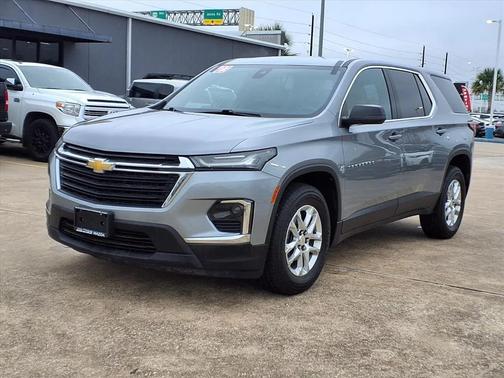 2023 Chevrolet Traverse LS