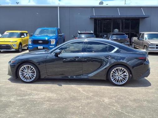 2023 Lexus IS 300 Base