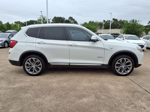 Alpine White 2016 BMW X3 sDrive28i
