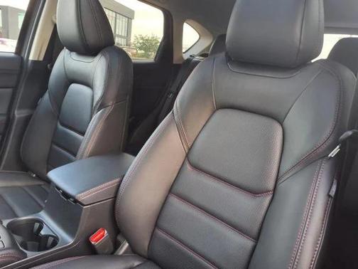 2025 Mazda CX-5 Carbon Edition