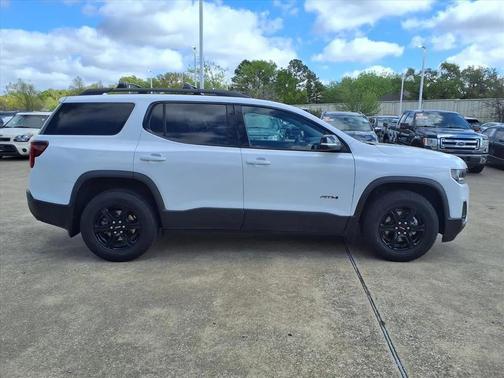 2021 GMC Acadia AWD AT4