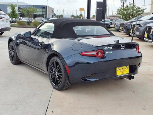 Deep Crystal Blue Mica 2026 Mazda MX-5 Miata Club