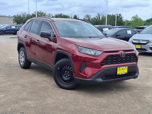 2020 Toyota RAV4 LE