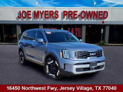 Everlasting Silver 2024 Kia Telluride S