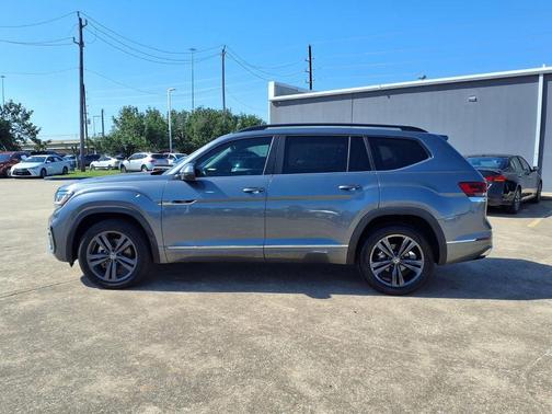 2021 Volkswagen Atlas 3.6L SE w/Technology