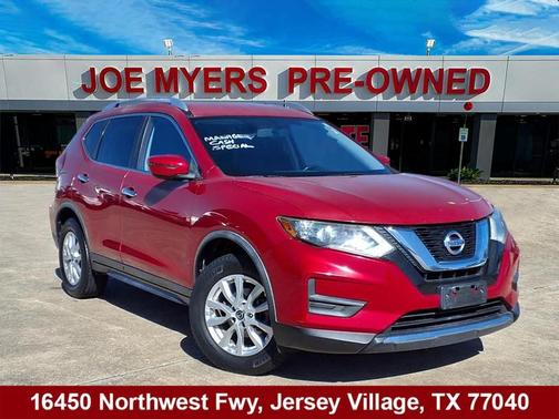 2017 Nissan Rogue SV