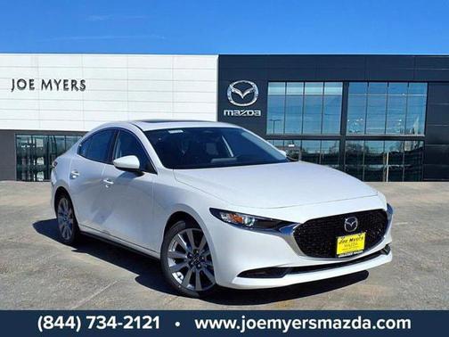 Snowflake White Pearl Mica 2026 Mazda Mazda3 FWD w/Preferred Package