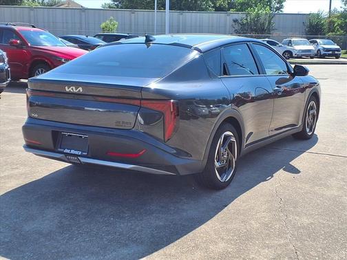 2025 Kia K4 EX