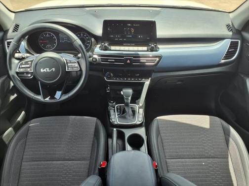 2022 Kia Seltos S