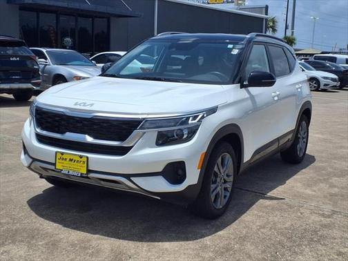 2022 Kia Seltos S