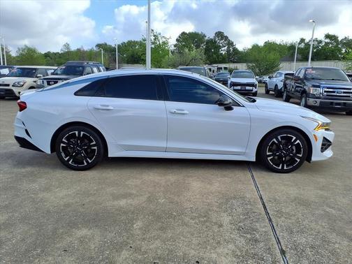 Glacial White Pearl 2022 Kia K5 GT-Line