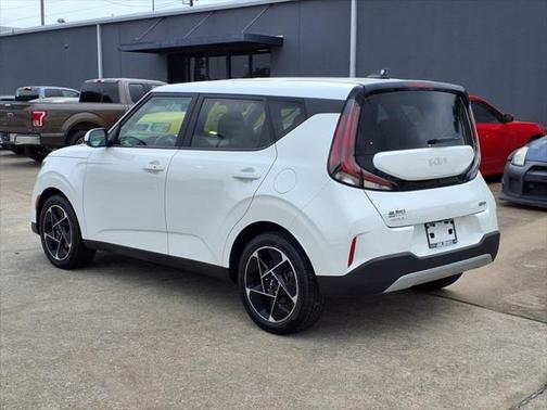 2023 Kia Soul EX