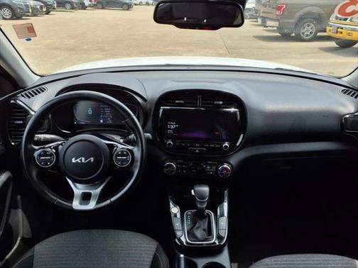 2023 Kia Soul EX