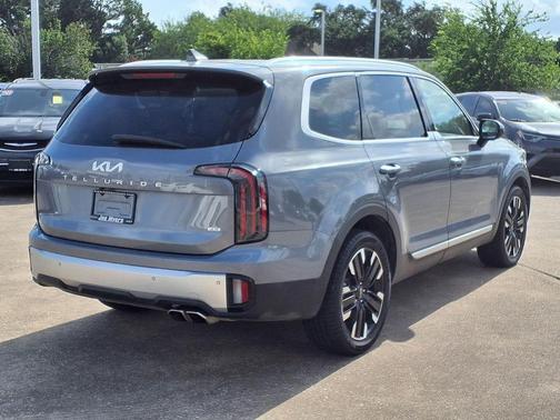 Everlasting Silver 2023 Kia Telluride SX Prestige