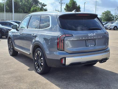 Everlasting Silver 2023 Kia Telluride SX Prestige