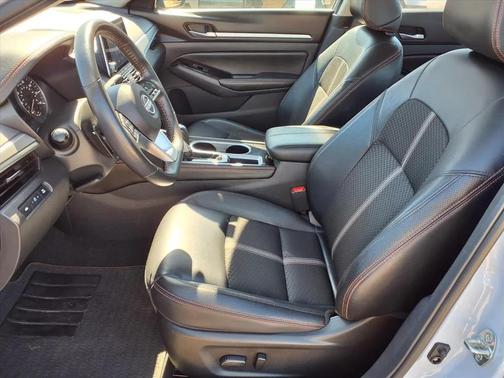 2025 Nissan Altima SR FWD