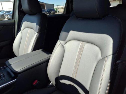 Rhodium White Premium 2026 Mazda CX-90 3.3 Turbo Select