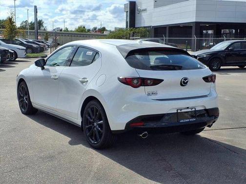 Snowflake White Pearl Mica 2026 Mazda Mazda3 FWD w/Premium Package