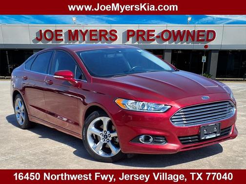 2014 Ford Fusion SE