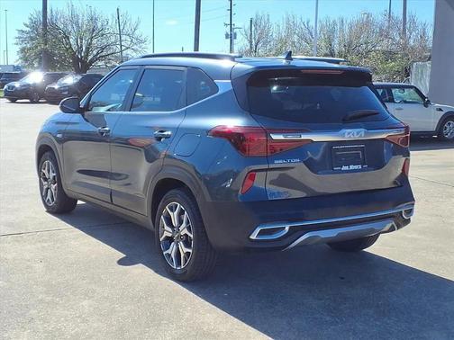 2023 Kia Seltos EX