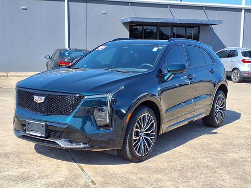 Emerald Lake Metallic 2024 Cadillac XT4 Sport
