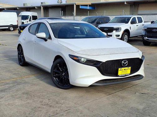 Snowflake White Pearl Mica 2026 Mazda Mazda3 FWD w/Premium Package