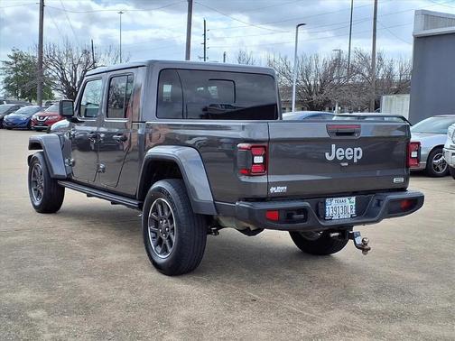 2021 Jeep Gladiator Overland