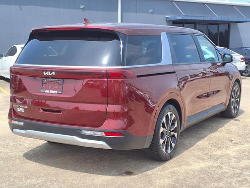 Flare Red 2022 Kia Carnival EX