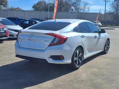 2017 Honda Civic Touring