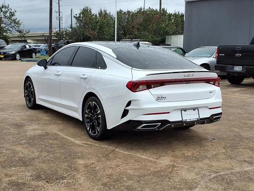 2023 Kia K5 GT-Line