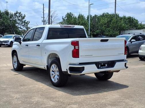 2022 Chevrolet Silverado 1500 Custom
