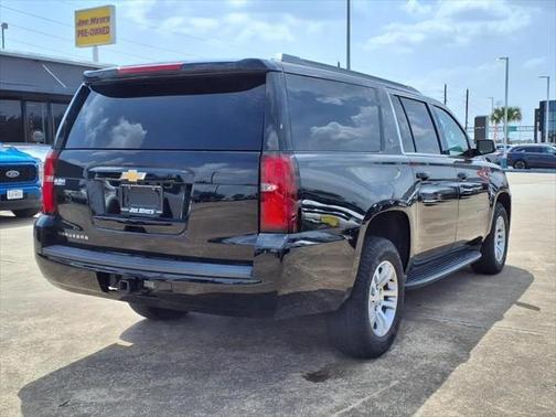 2019 Chevrolet Suburban LT