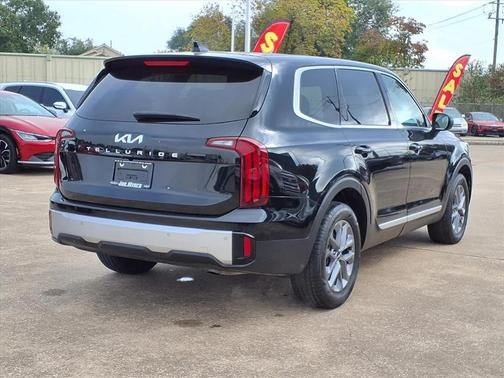 2023 Kia Telluride LX