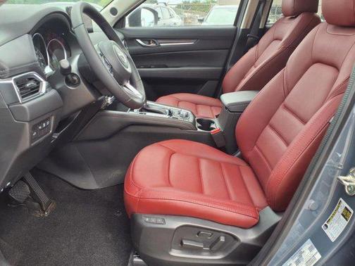 2025 Mazda CX-5 Carbon Edition