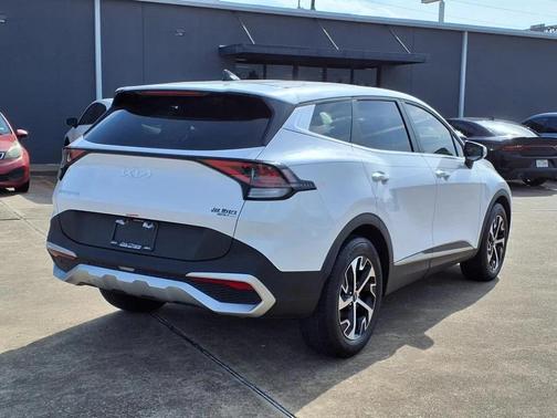 2025 Kia Sportage EX