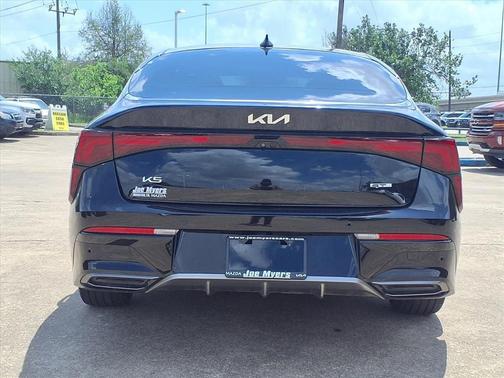 Aurora Black Pearl 2025 Kia K5 GT-Line