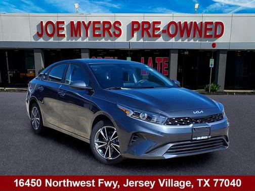 Gravity Gray 2023 Kia Forte LXS