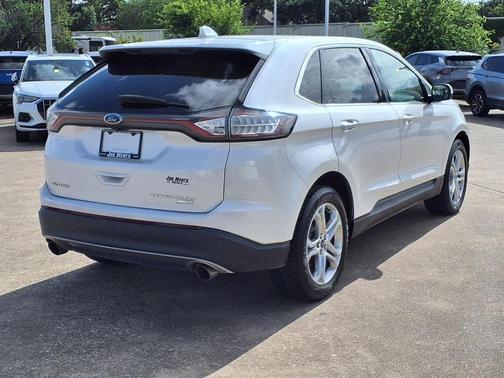 White Platinum Metallic Tri-Coat 2018 Ford Edge Titanium