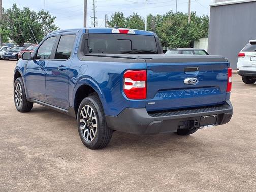 Atlas Blue 2024 Ford Maverick Lariat