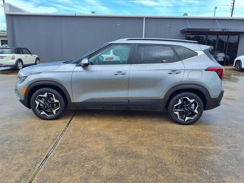 Steel Gray 2024 Kia Seltos EX