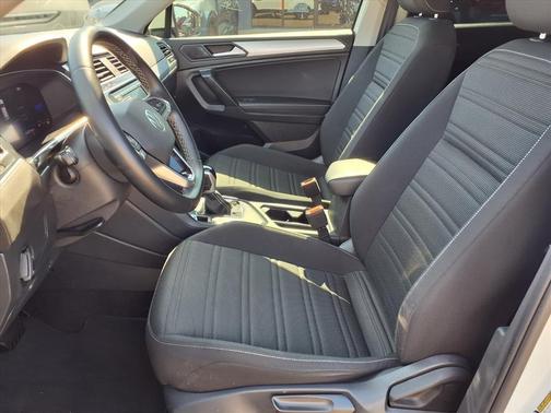 2023 Volkswagen Tiguan 2.0T S