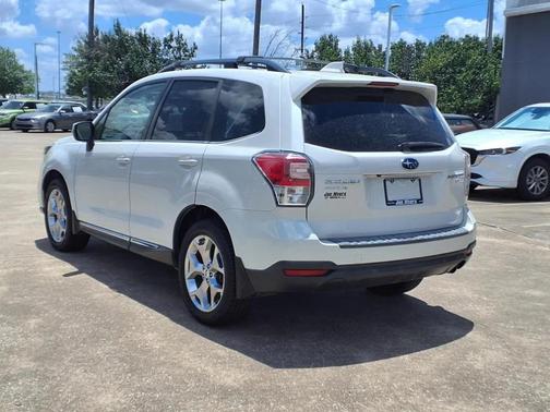 2017 Subaru Forester 2.5i Touring