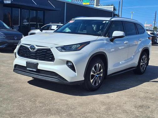 2020 Toyota Highlander XLE