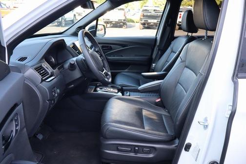 2023 Honda Passport AWD Elite