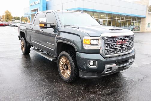 2018 GMC Sierra 2500 Denali
