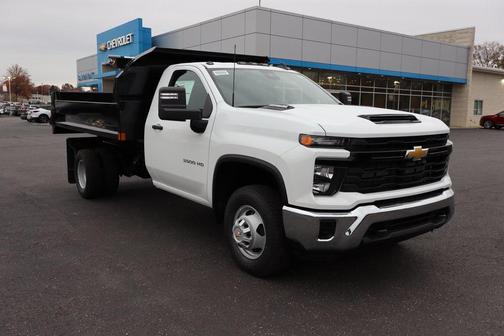 2025 Chevrolet Silverado 3500 WT