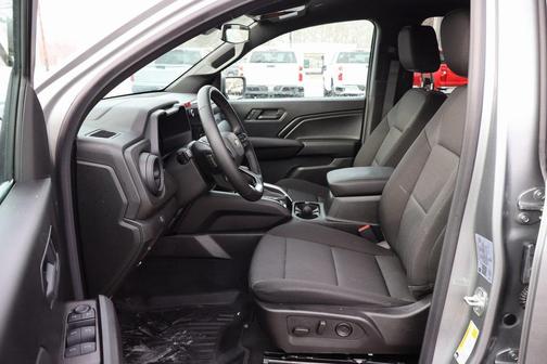 2025 Chevrolet Colorado WT