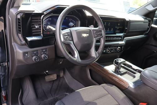 Black 2024 Chevrolet Silverado 1500 LT