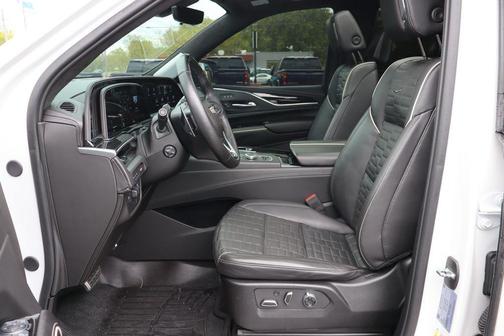 Crystal White Tricoat 2024 Cadillac Escalade ESV V-Series