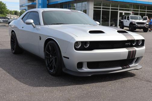 Triple Nickel Clearcoat 2023 Dodge Challenger SRT Hellcat